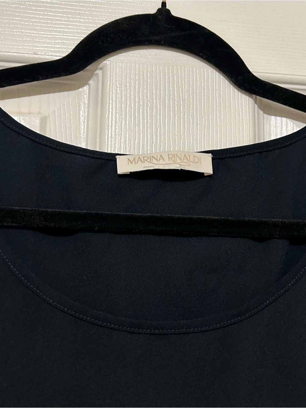 Marina Rinaldi Black Crepe Top Sleeveless Old Money Minimalist Luxury Sz 12 - Picture 2 of 7